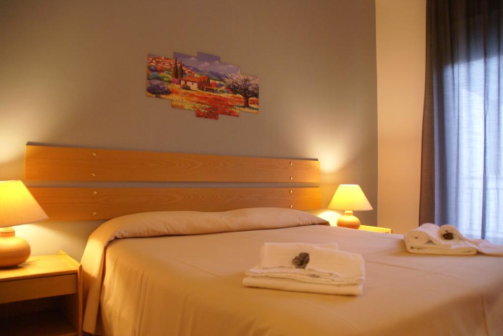 Hotel Rasula Alta Gravina di Catania Exterior photo