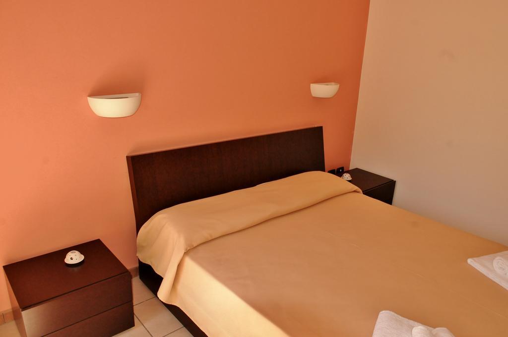 Hotel Rasula Alta Gravina di Catania Exterior photo